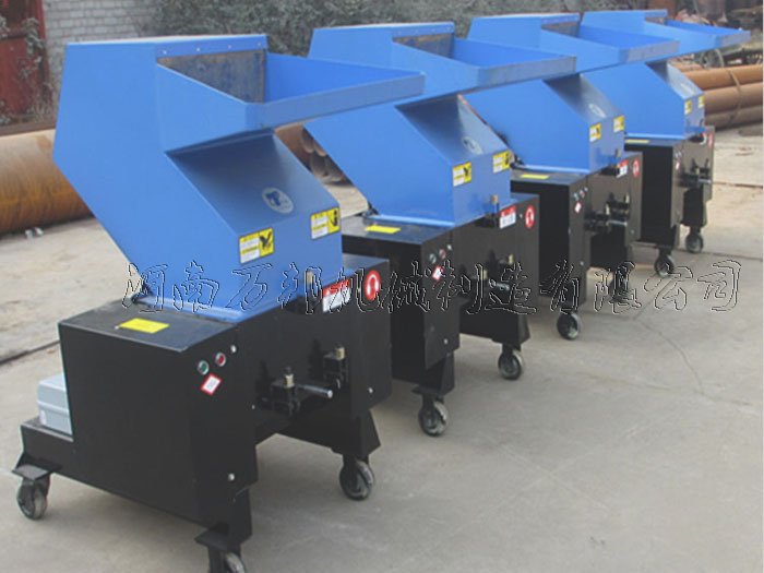 強(qiáng)力塑料粉碎機(jī)