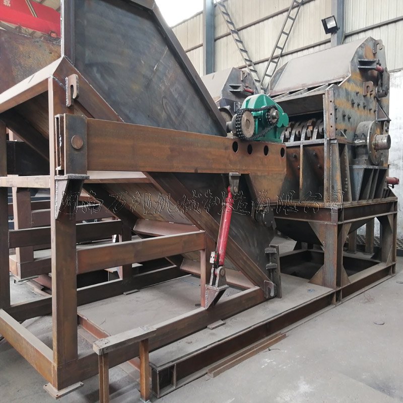 報(bào)廢汽車(chē)破碎機(jī)